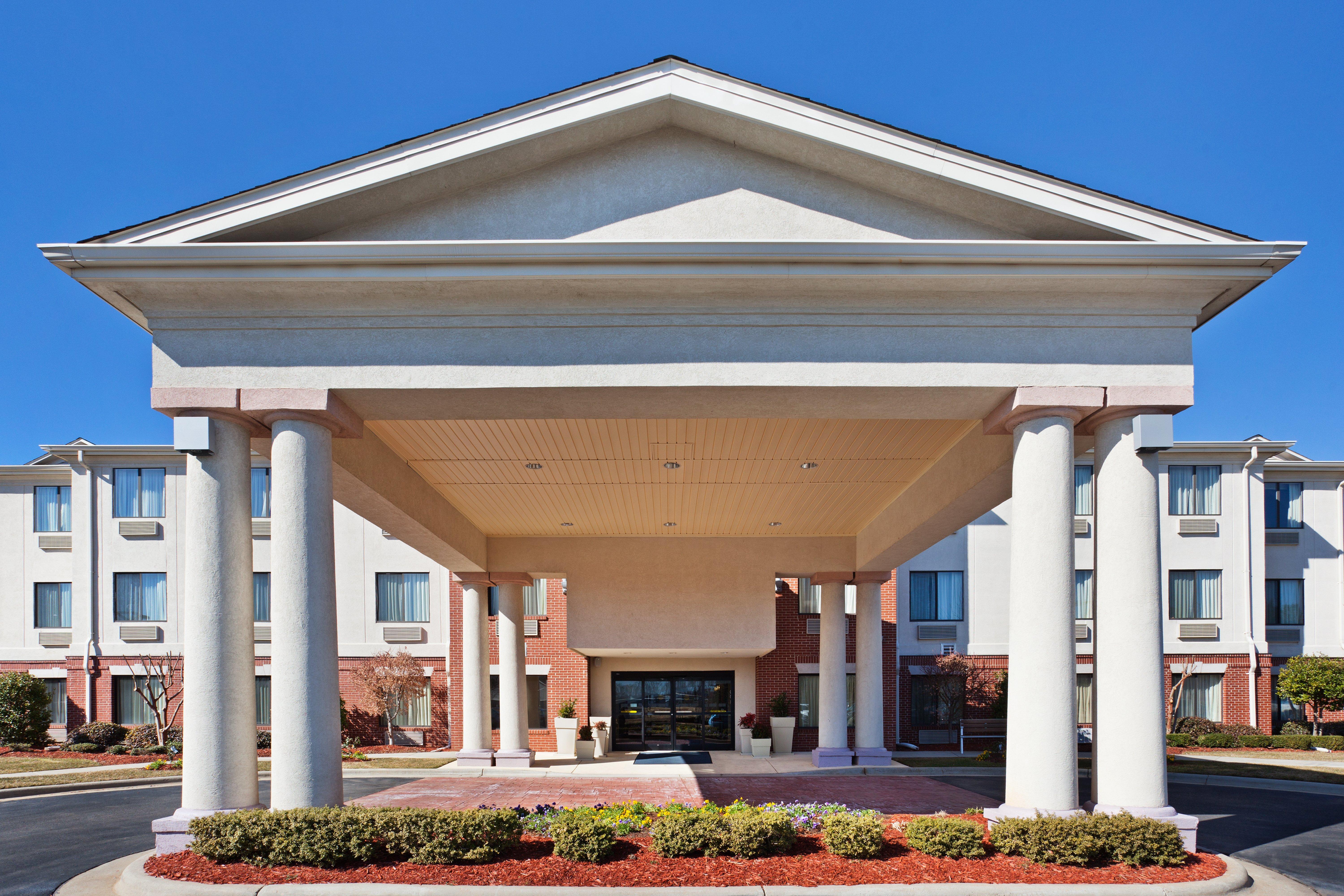 Holiday Inn Express & Suites Reidsville By Ihg Buitenkant foto