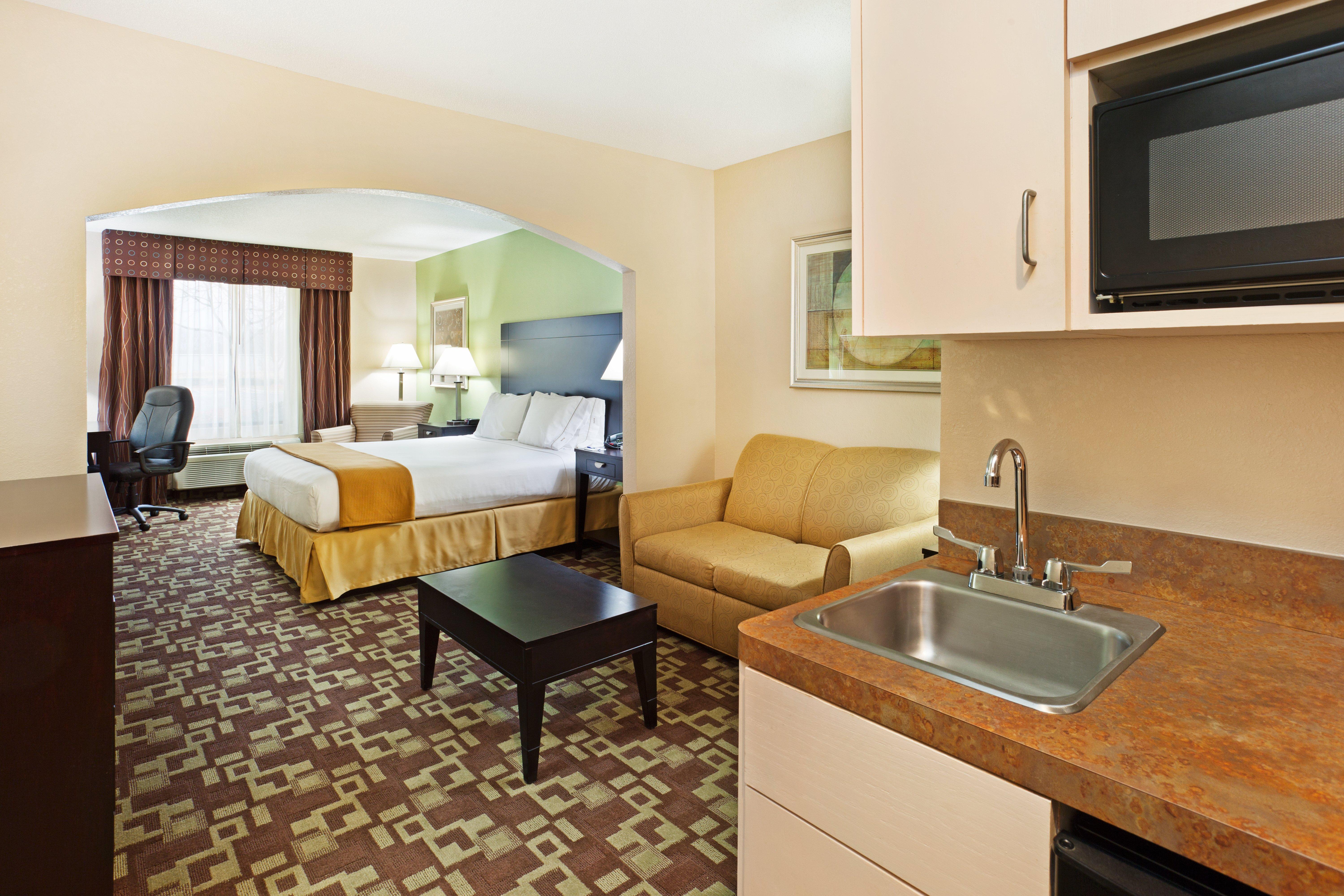 Holiday Inn Express & Suites Reidsville By Ihg Buitenkant foto