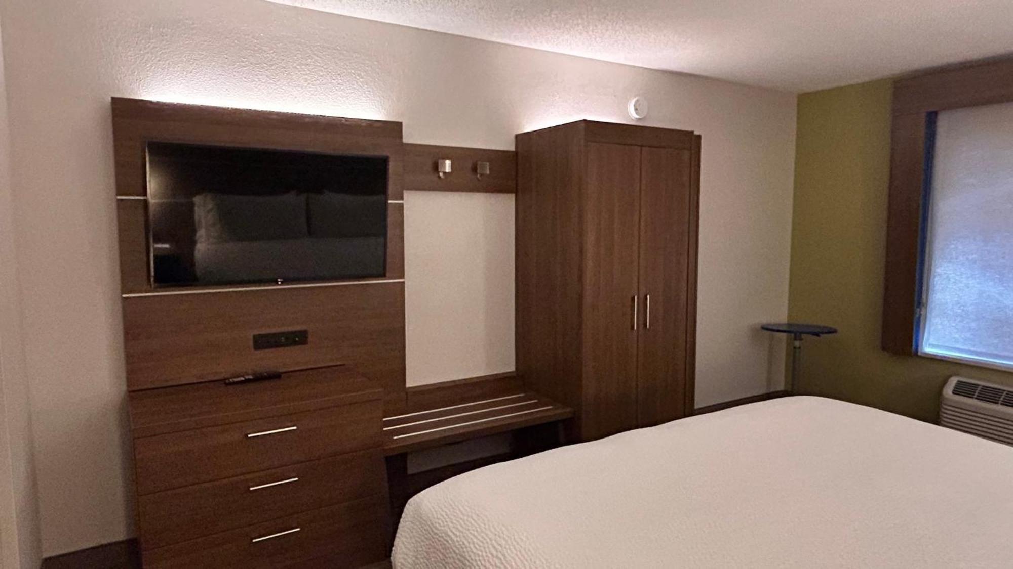 Holiday Inn Express & Suites Reidsville By Ihg Buitenkant foto
