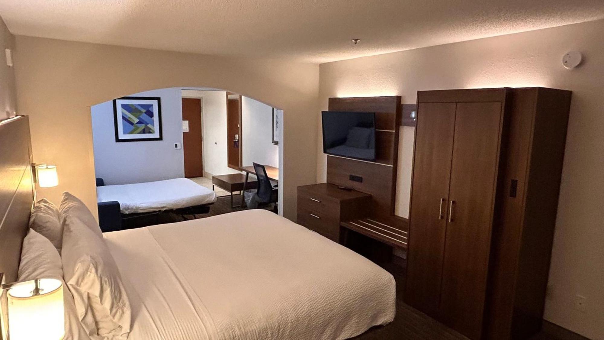Holiday Inn Express & Suites Reidsville By Ihg Buitenkant foto