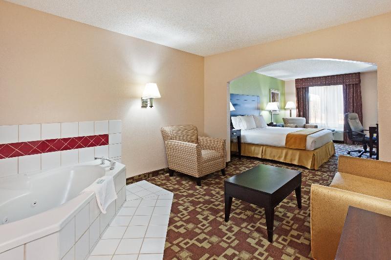 Holiday Inn Express & Suites Reidsville By Ihg Buitenkant foto